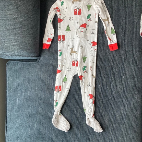 Carters sleeper 24m - Picture 2 of 4